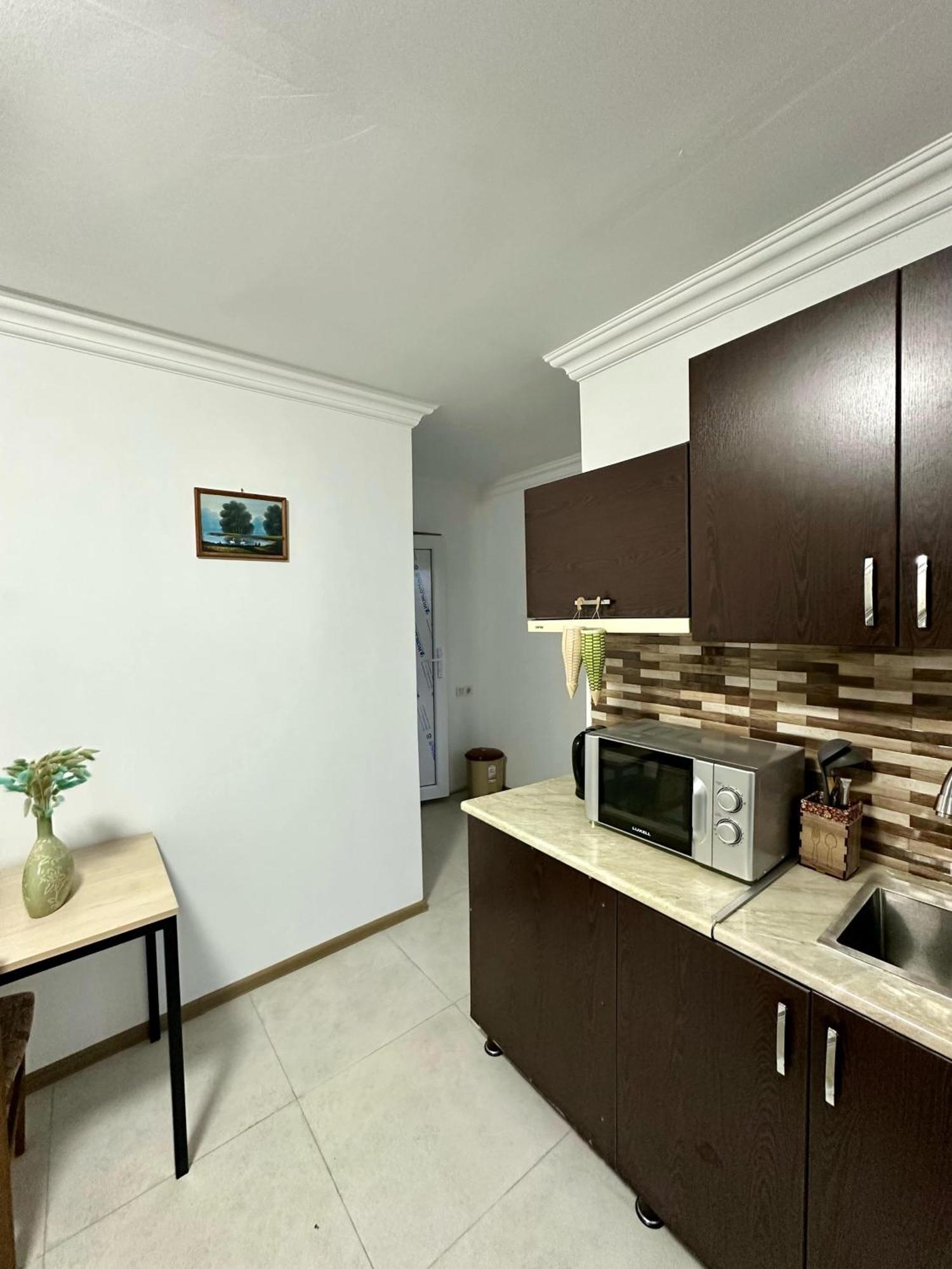 Nita House Hotell Batumi Exteriör bild